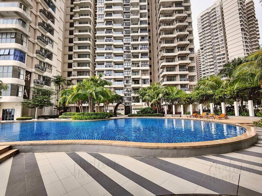 Bay Laurel, Country Garden Danga Bay Homestay By Welcome Home ยะโฮร์บาห์รู ภายนอก รูปภาพ